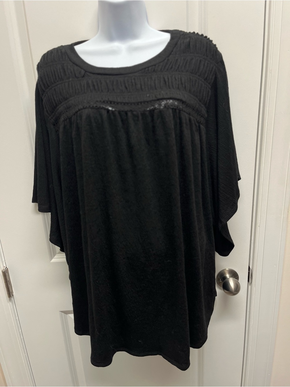 NWT Torrid 3X Black Smocked Flutter Sleeve Knit Top 22-24
